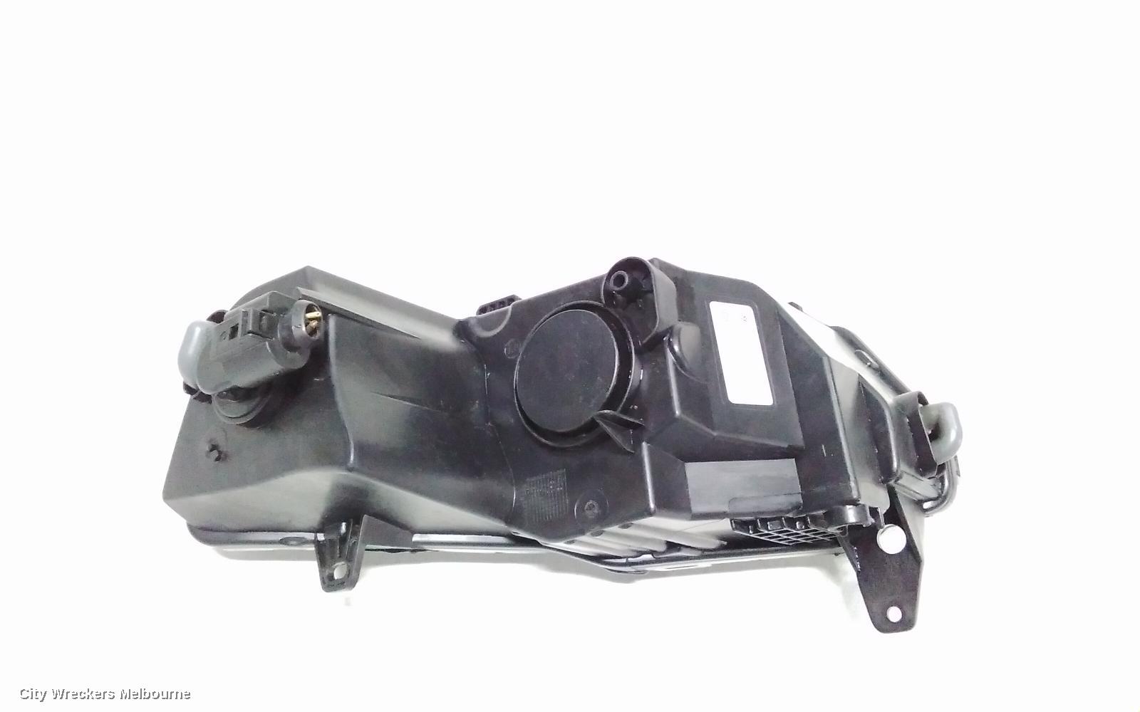 VOLKSWAGEN POLO LEFT INDICATOR/FOG/SIDE, BUMPER FOGLAMP, 6R, 05/2014 - 09/2017