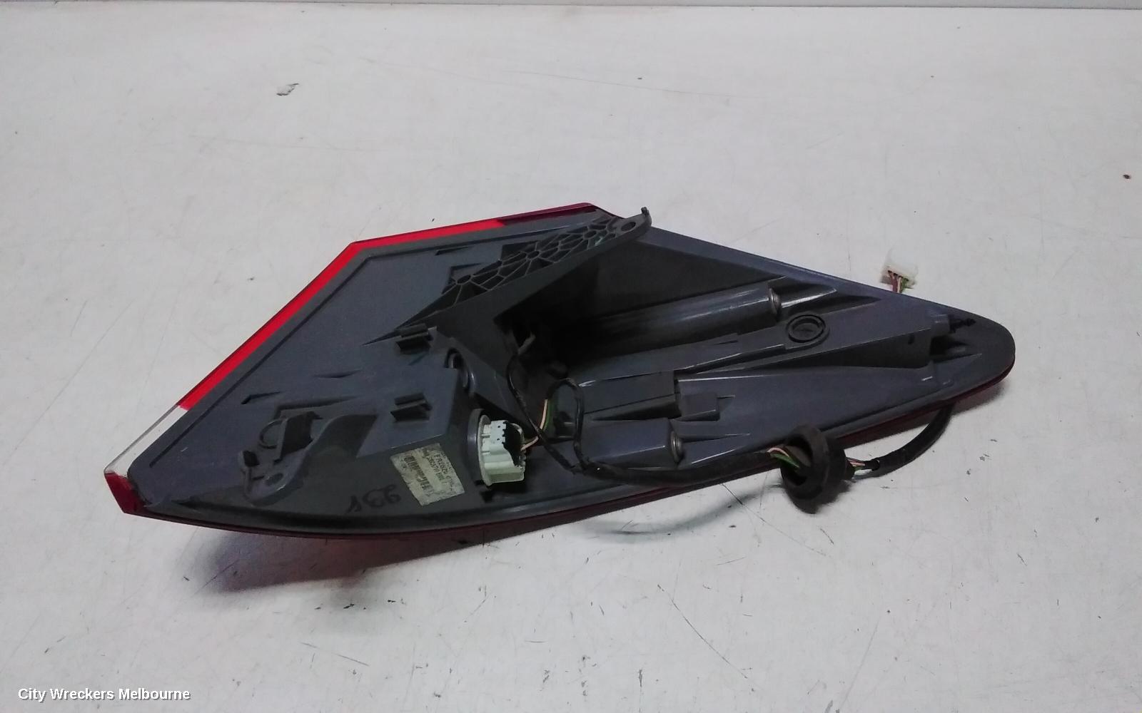 HONDA CIVIC LEFT TAILLIGHT, 9TH GEN, HATCH (VIN SHHFK), 06/2012 - 03/2015