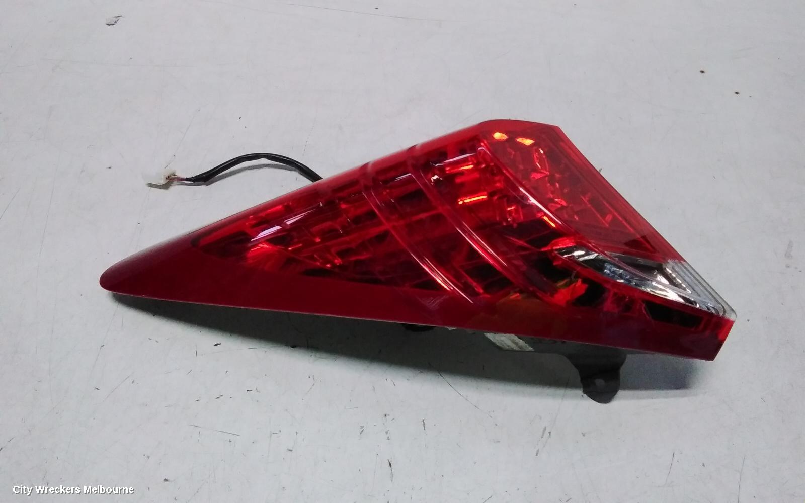 HONDA CIVIC LEFT TAILLIGHT, 9TH GEN, HATCH (VIN SHHFK), 06/2012 - 03/2015
