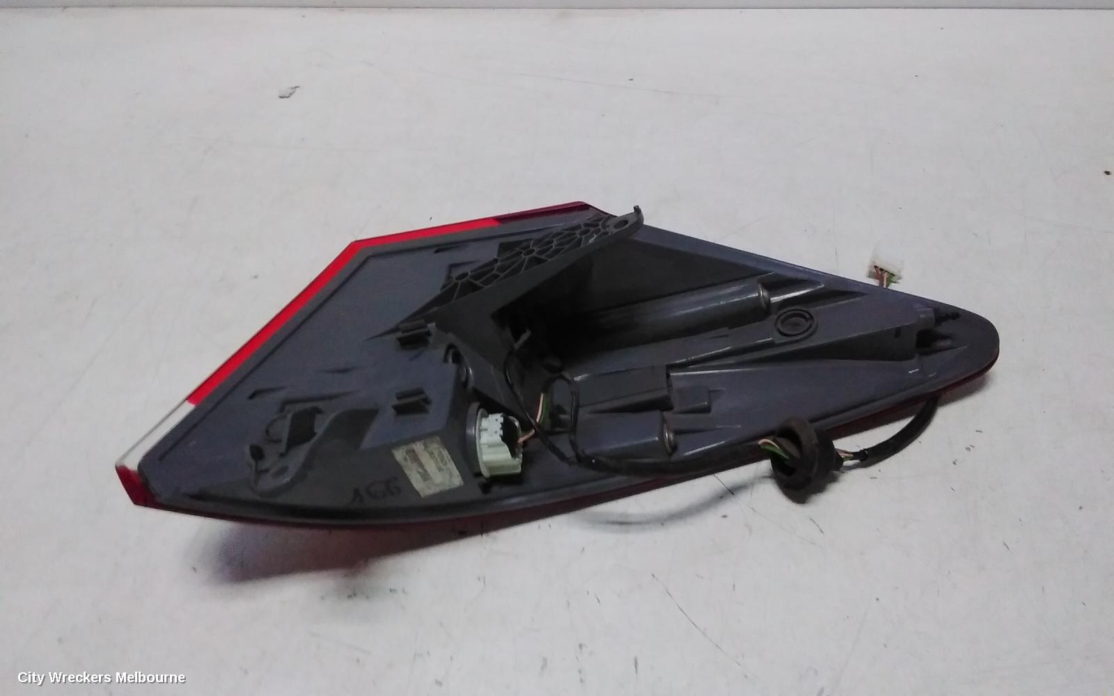 HONDA CIVIC LEFT TAILLIGHT, 9TH GEN, HATCH (VIN SHHFK), 06/2012 - 03/2015