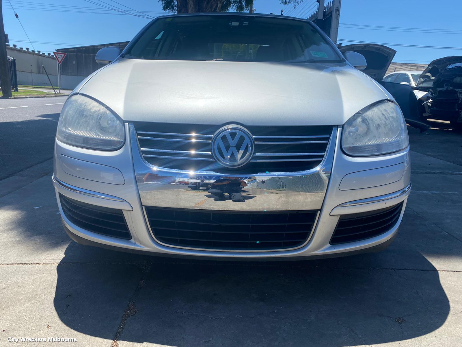 VOLKSWAGEN JETTA LEFT GUARD LINER, 1KM, FRONT SECTION, 02/2006 - 07/2011