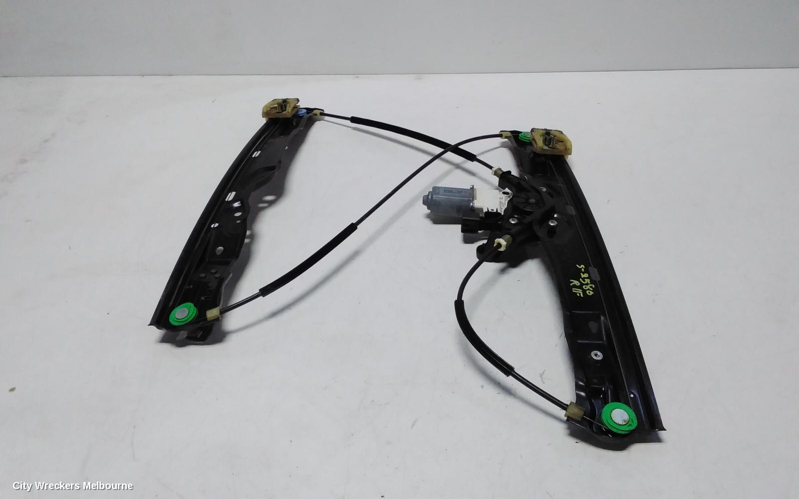 LAND ROVER DISCOVERY SPORT RIGHT FRONT WINDOW REG/MOTOR, L550, 01/2015 ONWARDS