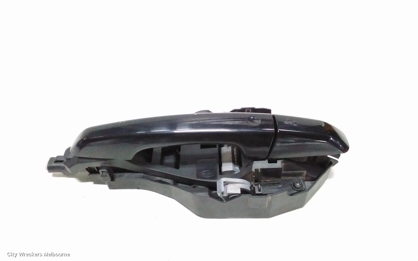 LAND ROVER DISCOVERY SPORT DOOR HANDLE, RH FRONT, OUTER, COLOUR CODED, W/ CHROME INSERT TYPE, L550, 01/2015 - 06/2019