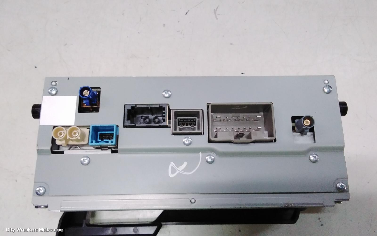 LAND ROVER DISCOVERY RADIO/CD/DVD/SAT/TV, DISPLAY UNIT, 4, 10/2009 - 12/2016