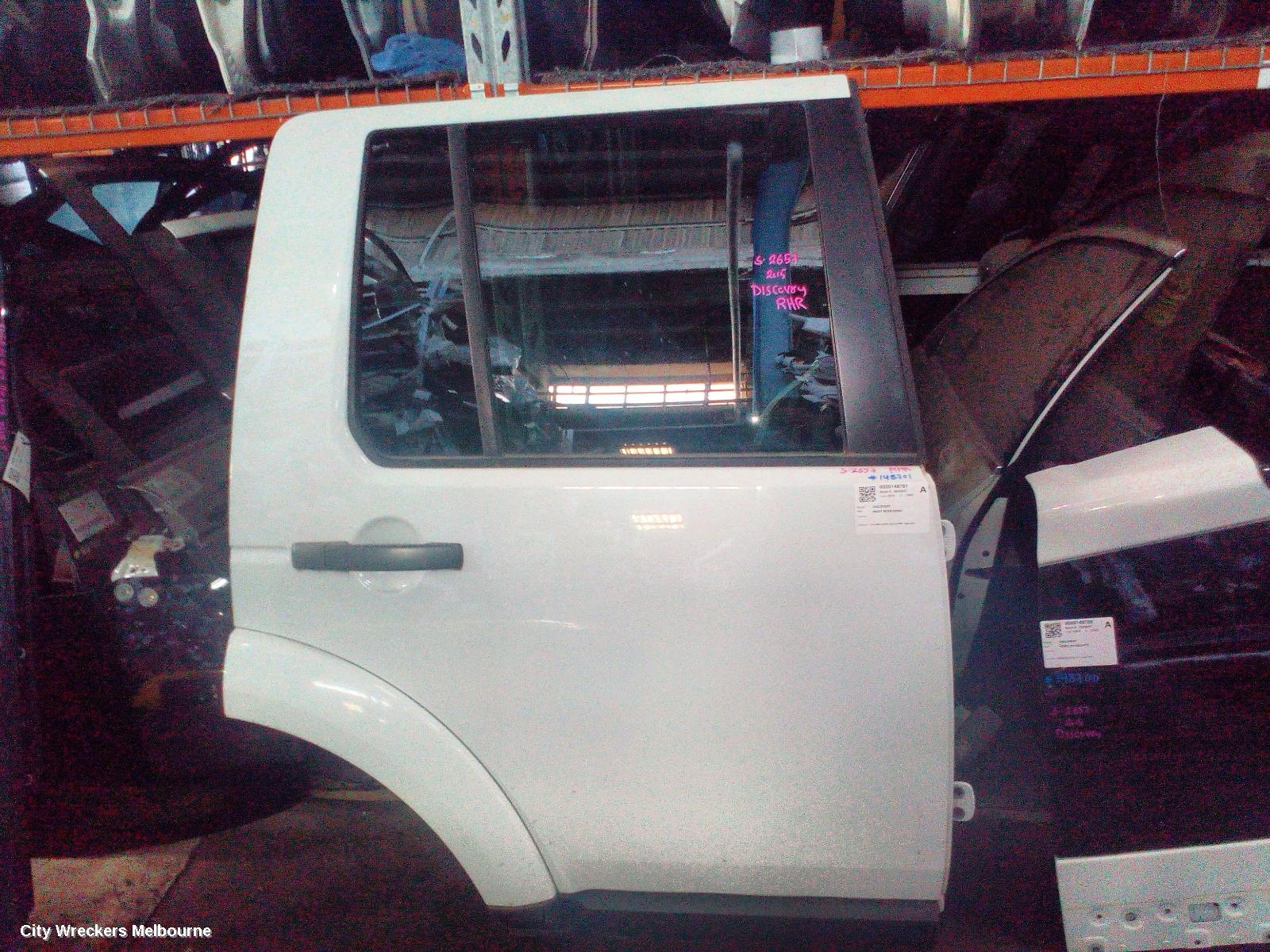 LAND ROVER DISCOVERY RIGHT REAR DOOR, L319, NON CENTRE MOULD TYPE, 10/2009 - 12/2016