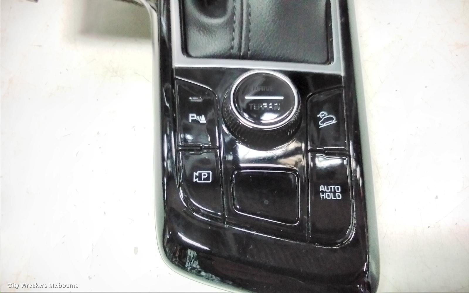 KIA SPORTAGE, NQ5, 09/2021 ONWARDS, GEAR SHIFTER SROUND / WITH ALL THE BUTTON / 93300P1KB0: 118272