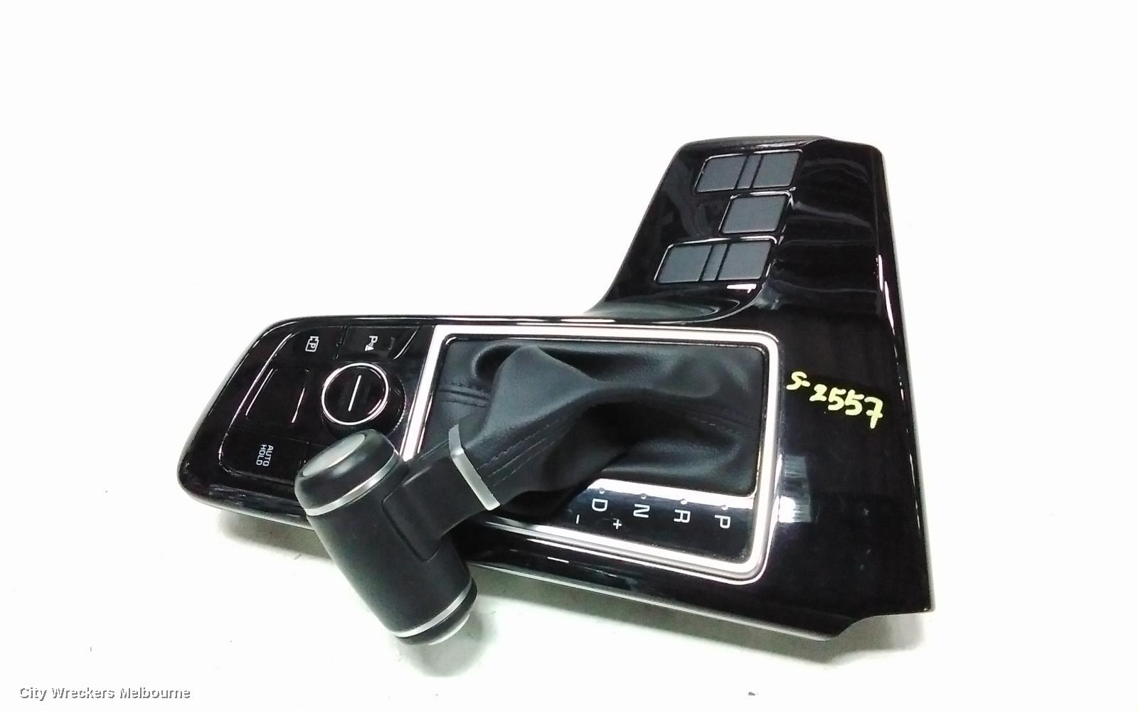 KIA SPORTAGE, NQ5, 09/2021 ONWARDS, GEAR SHIFTER SROUND / WITH ALL THE BUTTON / 93300P1KB0: 118272