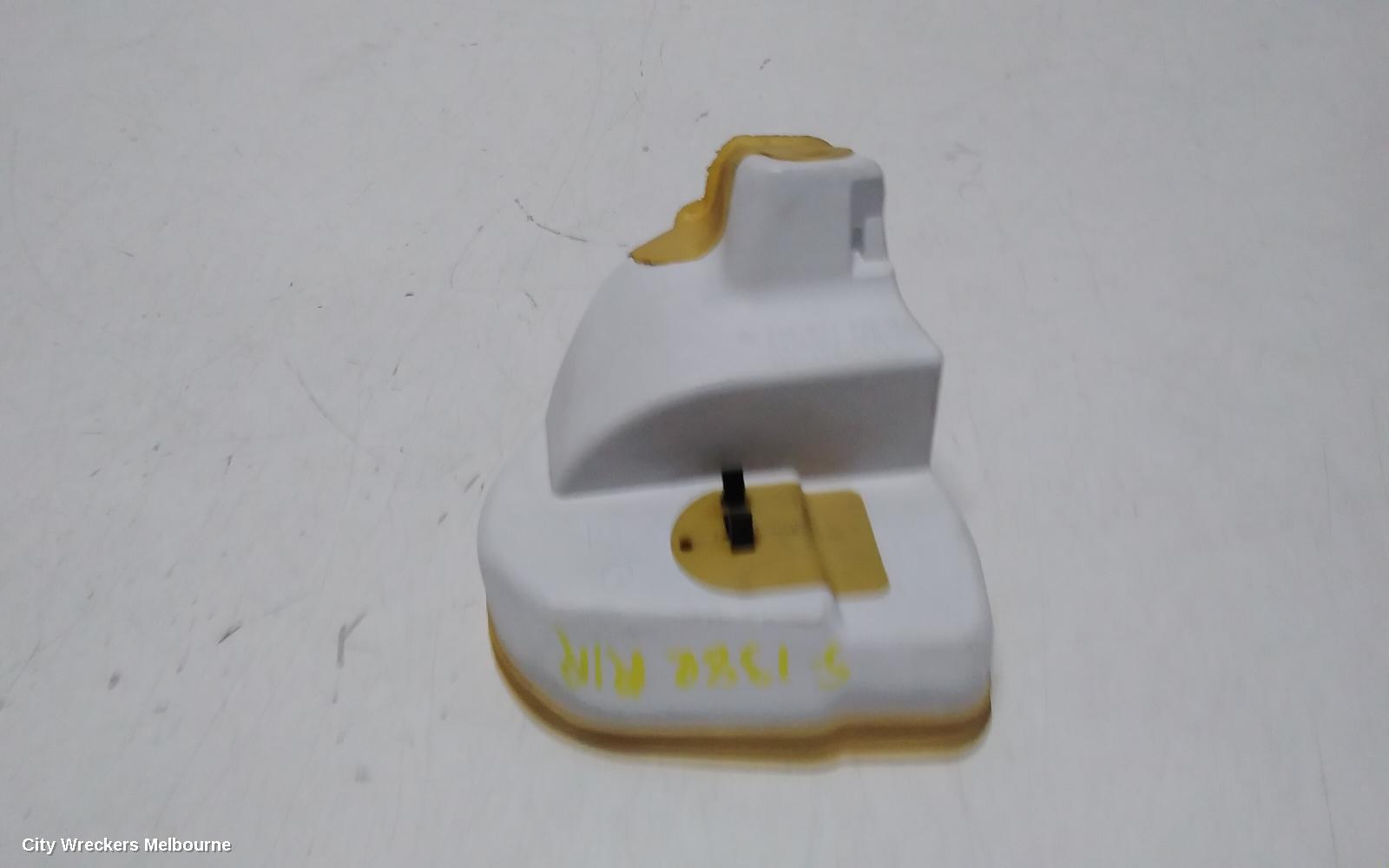 VOLKSWAGEN CADDY DOOR/BOOT/GATE LOCK, LEFT REAR DOOR SLIDING LOCK, 2K, 12/2004 - 06/2015