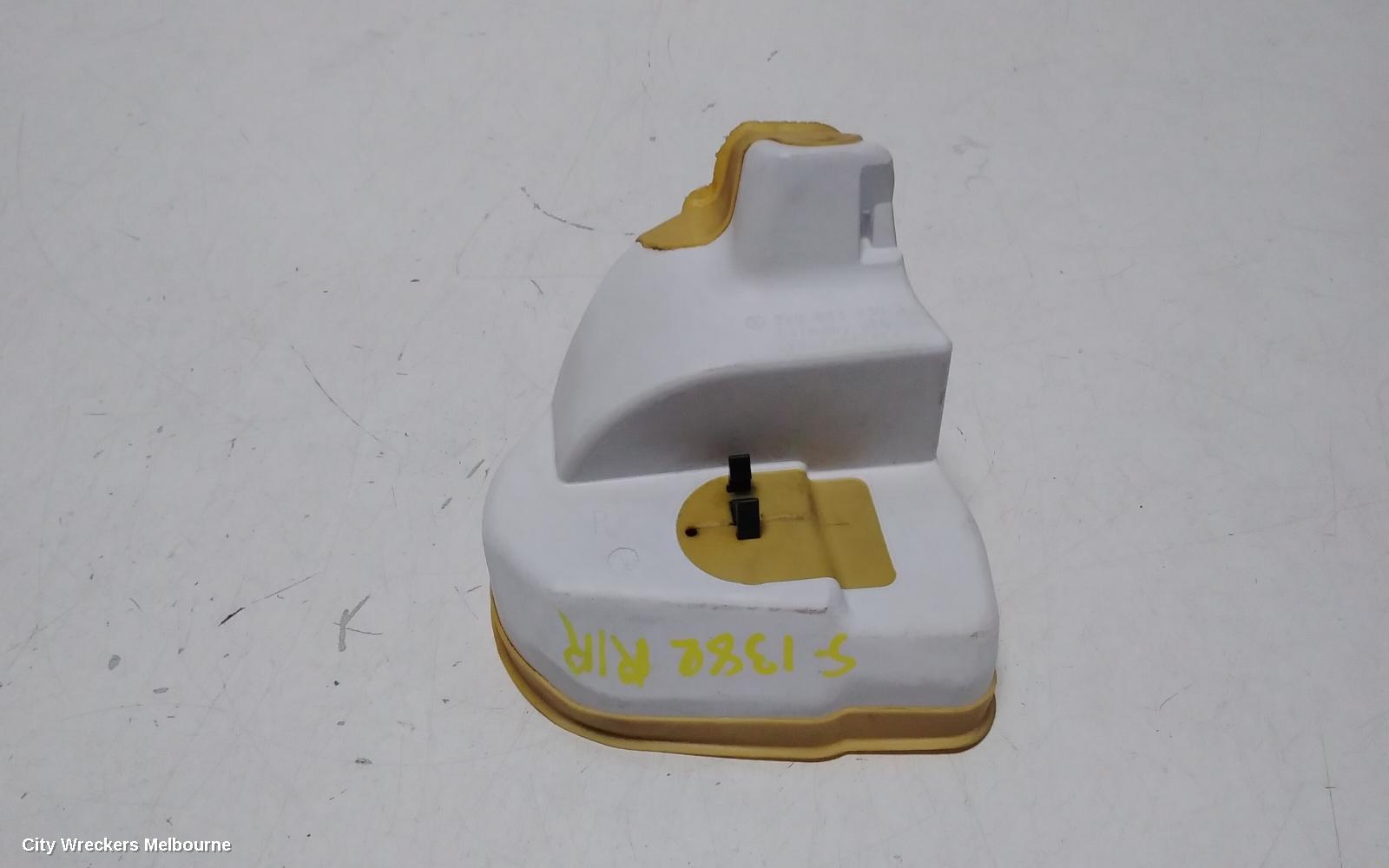 VOLKSWAGEN CADDY DOOR/BOOT/GATE LOCK, LEFT REAR DOOR SLIDING LOCK, 2K, 12/2004 - 06/2015