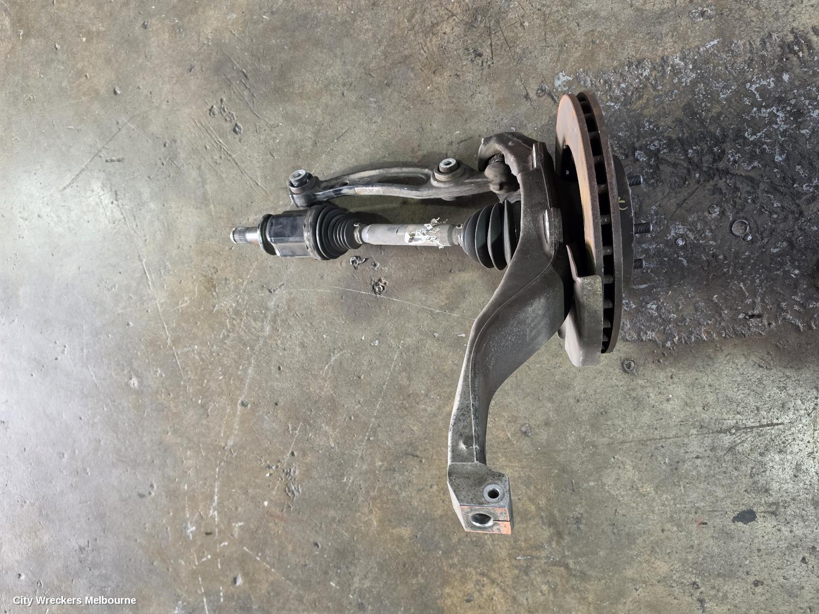 LAND ROVER RANGEROVER SPORT LEFT FRONT HUB ASSEMBLY, L494, 12/2013 - 04/2022