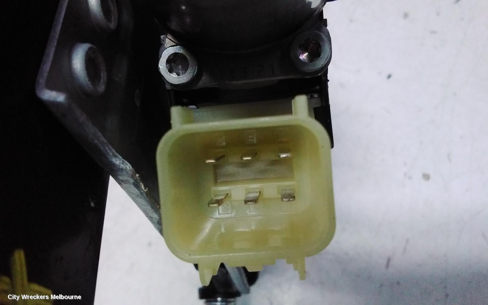 GREAT WALL CANNON UTE RIGHT FRONT WINDOW REG/MOTOR, NPW, 09/2020 ONWARDS