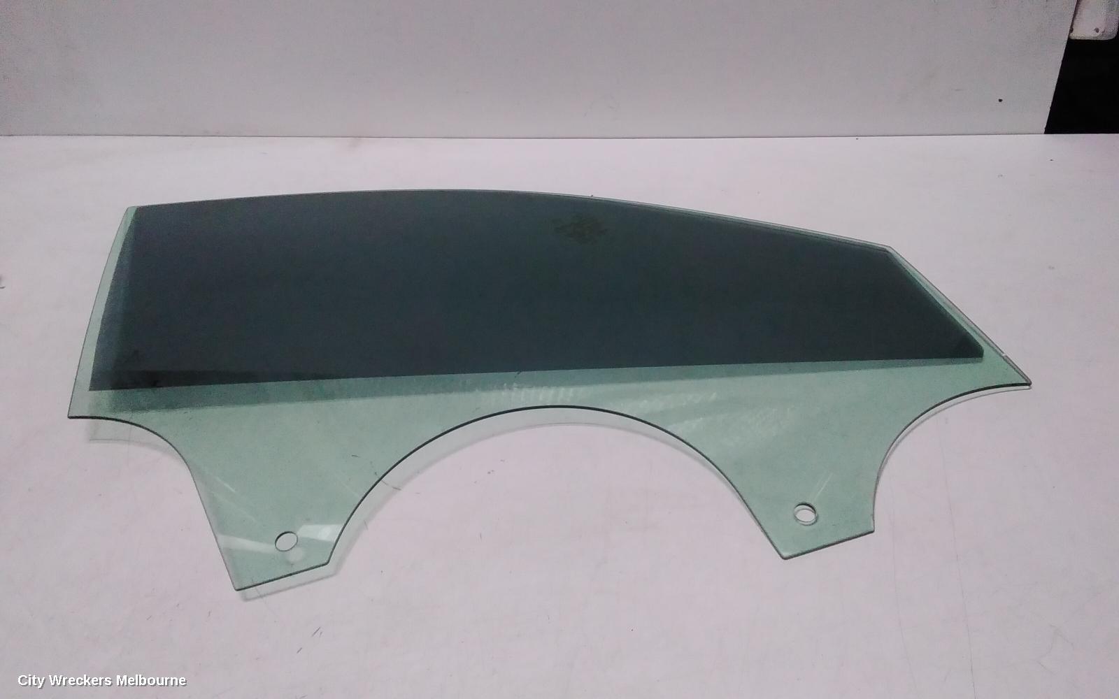 VOLKSWAGEN T-ROC RIGHT FRONT DOOR WINDOW, A1, 03/2020 - 12/2025
