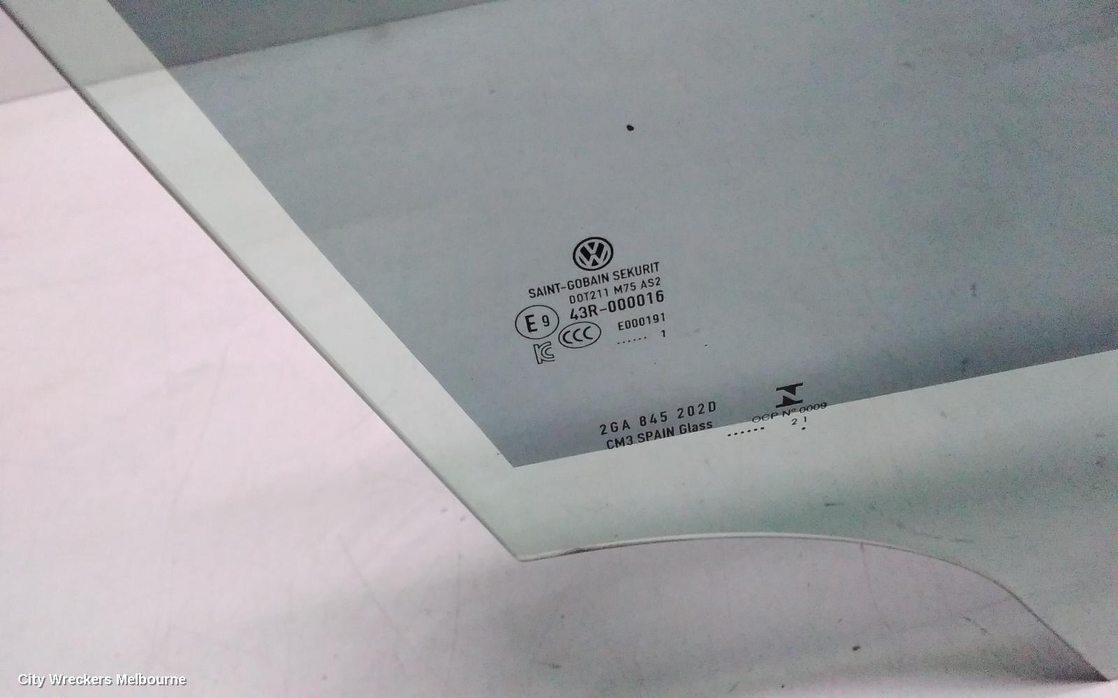 VOLKSWAGEN T-ROC RIGHT FRONT DOOR WINDOW, A1, 03/2020 - 12/2025