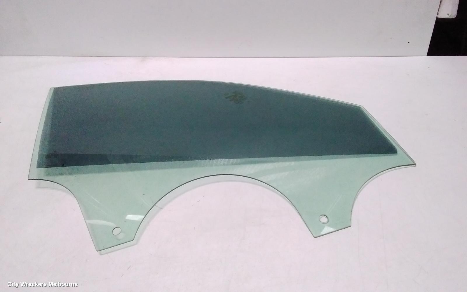 VOLKSWAGEN T-ROC RIGHT FRONT DOOR WINDOW, A1, 03/2020 - 12/2025