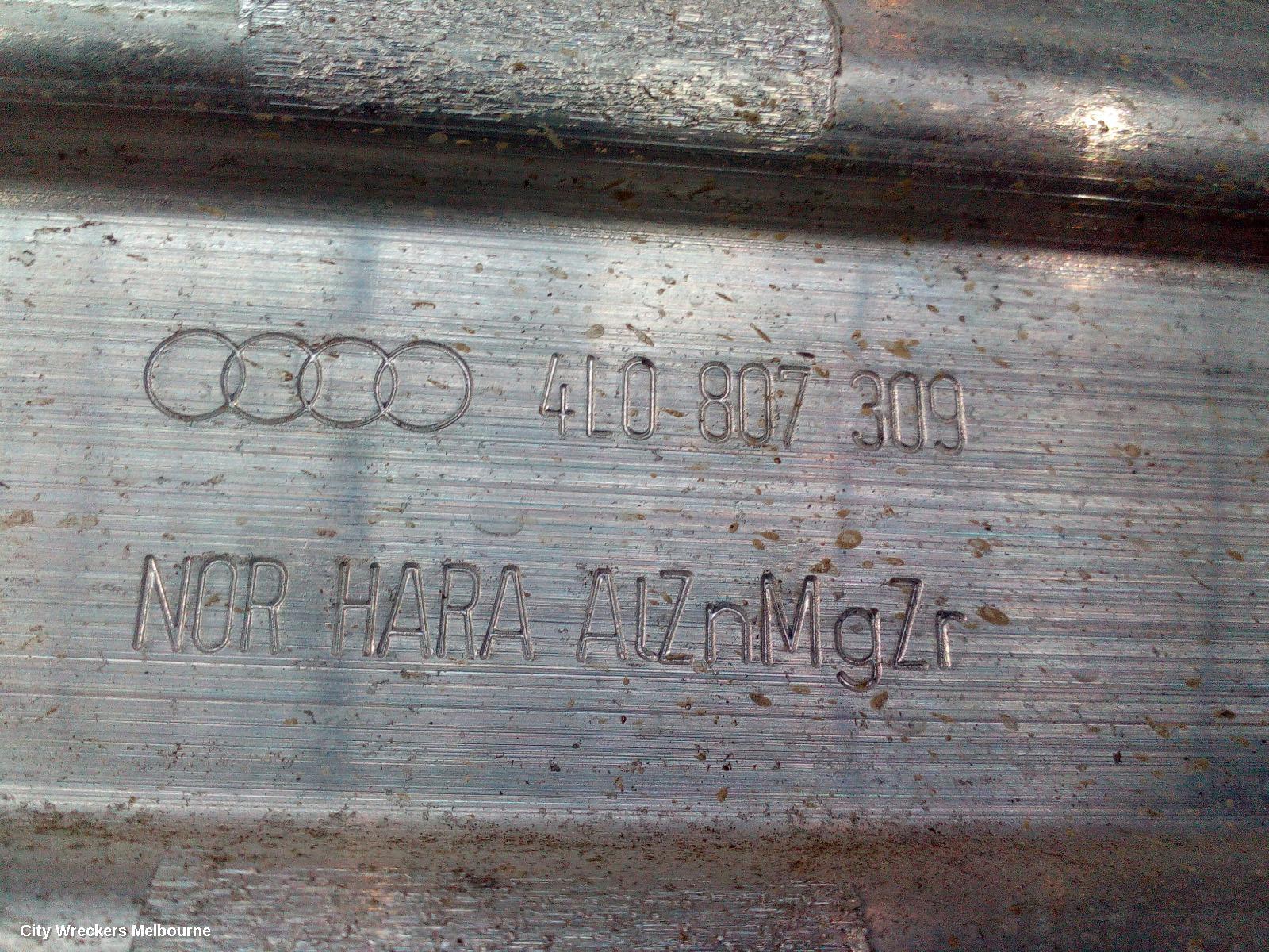 AUDI Q7 F/BAR REINFORC/BRACK, REINFORCEMENT, 4L, 09/2006 - 08/2015