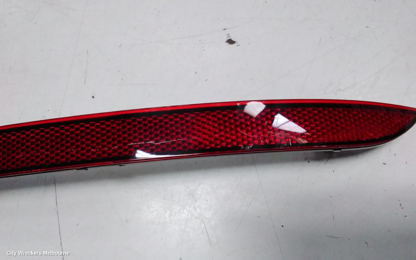 VOLKSWAGEN GOLF LEFT TAILLIGHT, GEN 8, IN BUMPER REFLECTOR, HATCH, 09/2020 ONWARDS