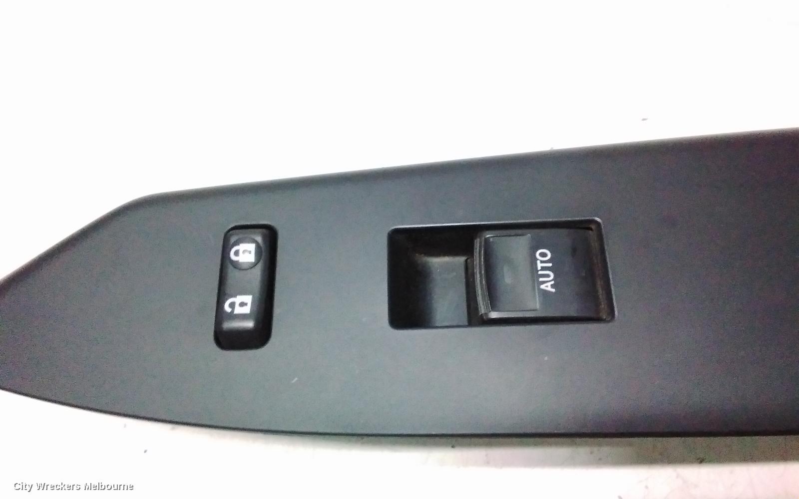 LEXUS CT200H PWR DR WIND SWITCH, LH FRONT/LH REAR/RH REAR, ZWA10, 12/2010 - 12/2013