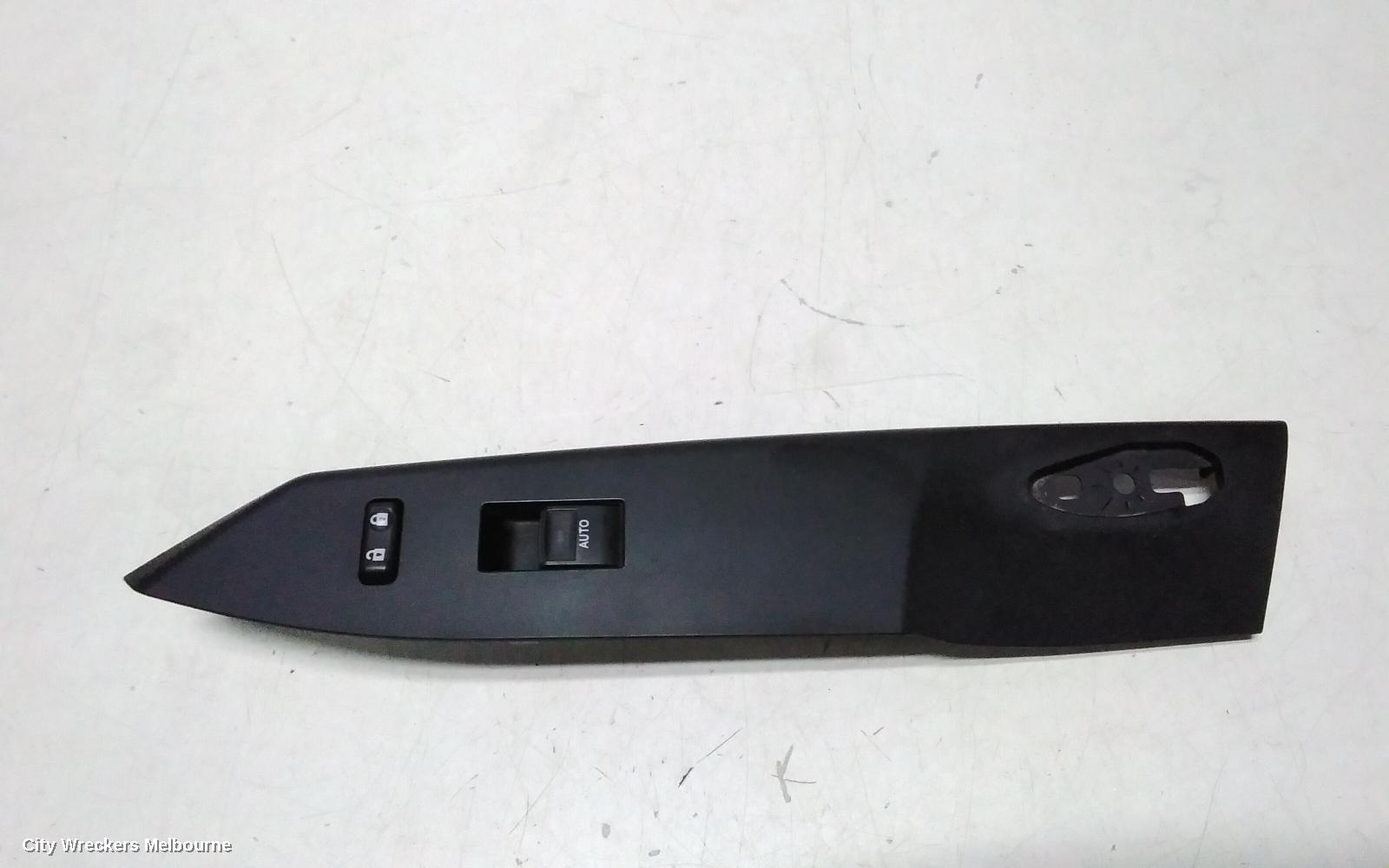 LEXUS CT200H PWR DR WIND SWITCH, LH FRONT/LH REAR/RH REAR, ZWA10, 12/2010 - 12/2013