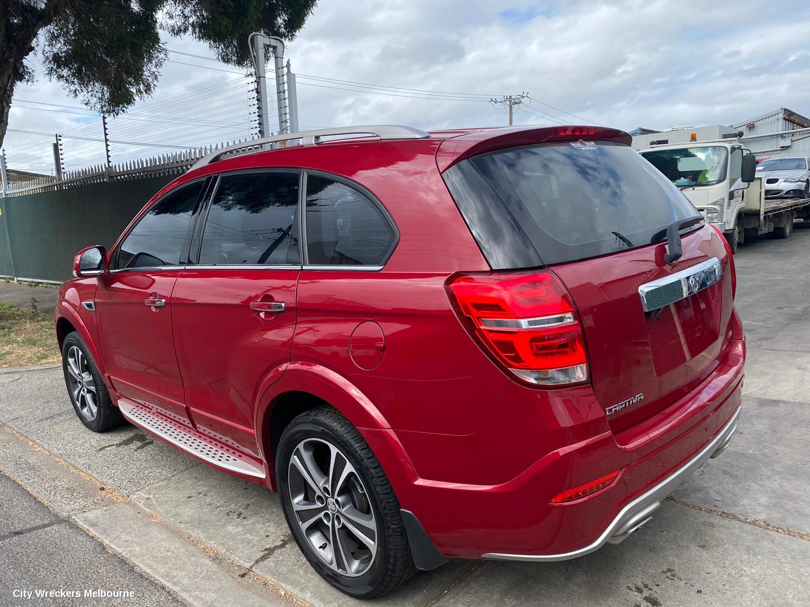 HOLDEN CAPTIVA CONSOLE, CG, LEATHER, BLACK, 01/2011 - 06/2018