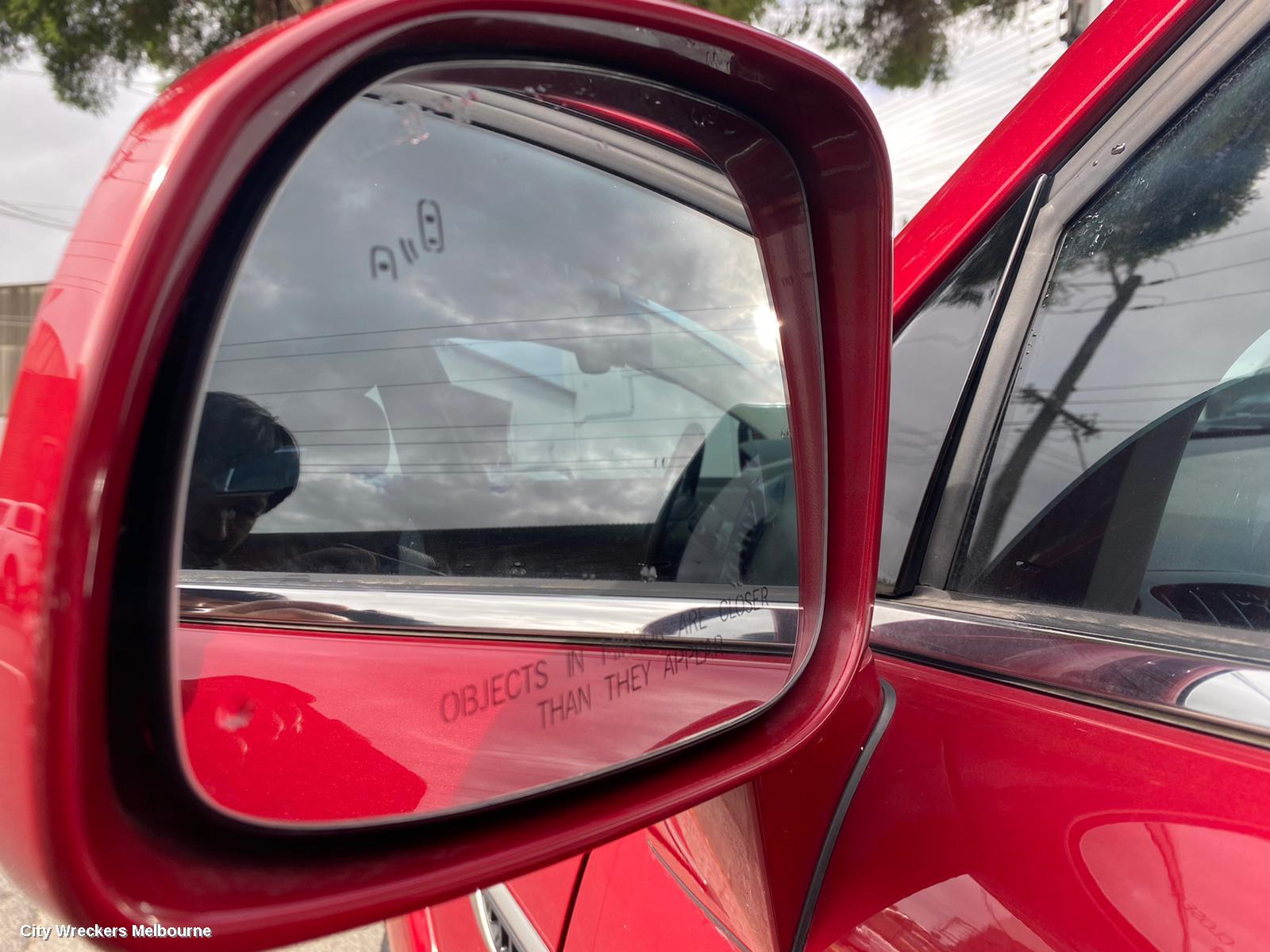 HOLDEN CAPTIVA LEFT GUARD, CG, 10/2015 - 06/2018