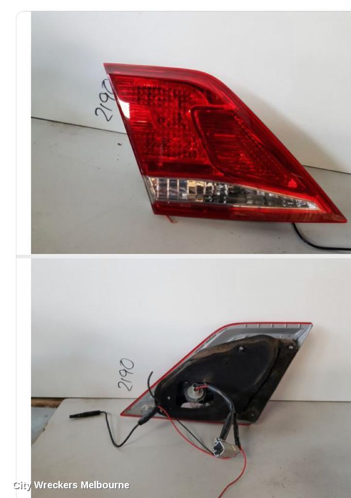 TOYOTA AURION REAR GARNISH, BOOTLID LAMP (RH SIDE), AT-X/PRODIGY/PRESARA, GSV40R, 09/2009 - 03/2012