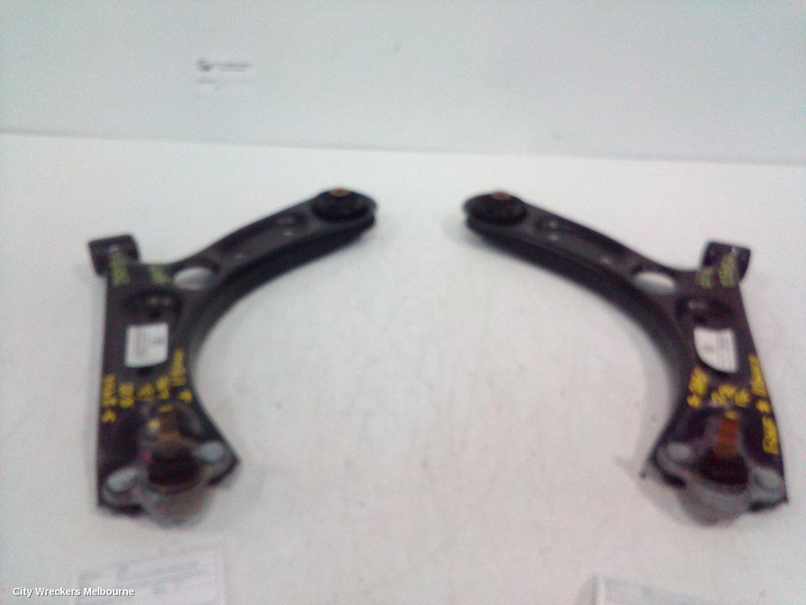 HYUNDAI I30 LEFT FRONT LOWER CONTROL ARM, PD, HATCH (S. KOREA VIN KMHH), STANDARD TYPE, 03/2017 ONWARDS