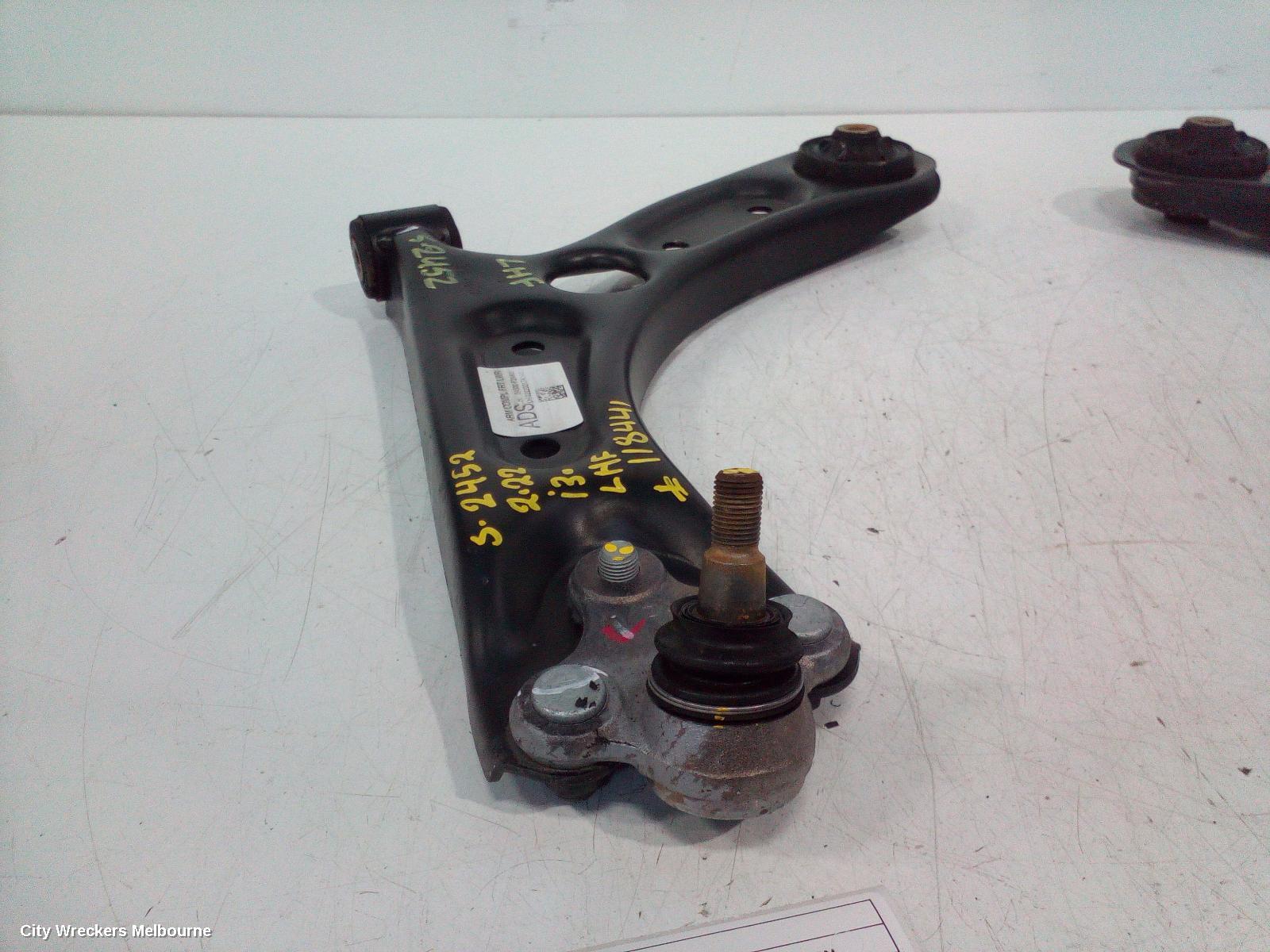 HYUNDAI I30 LEFT FRONT LOWER CONTROL ARM, PD, HATCH (S. KOREA VIN KMHH), STANDARD TYPE, 03/2017 ONWARDS