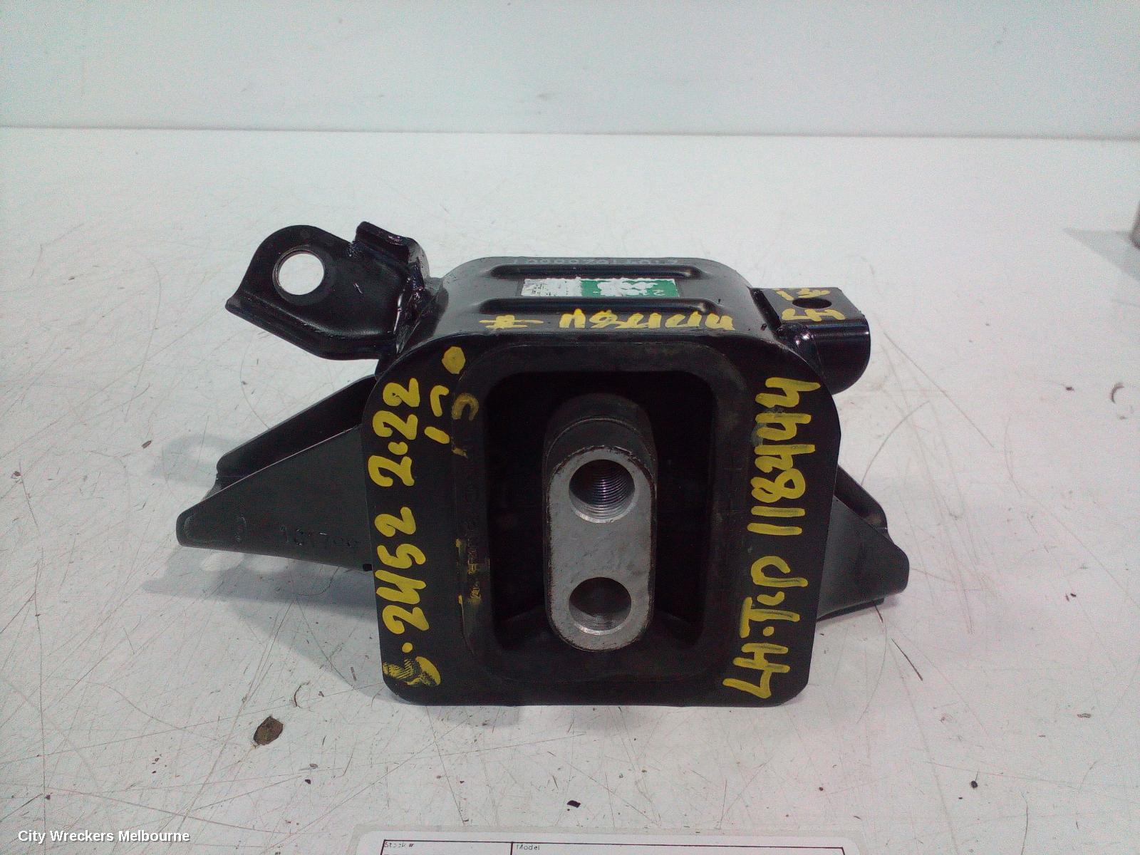 HYUNDAI I30 MOUNT, PD, HATCH, 03/2017 ONWARDS