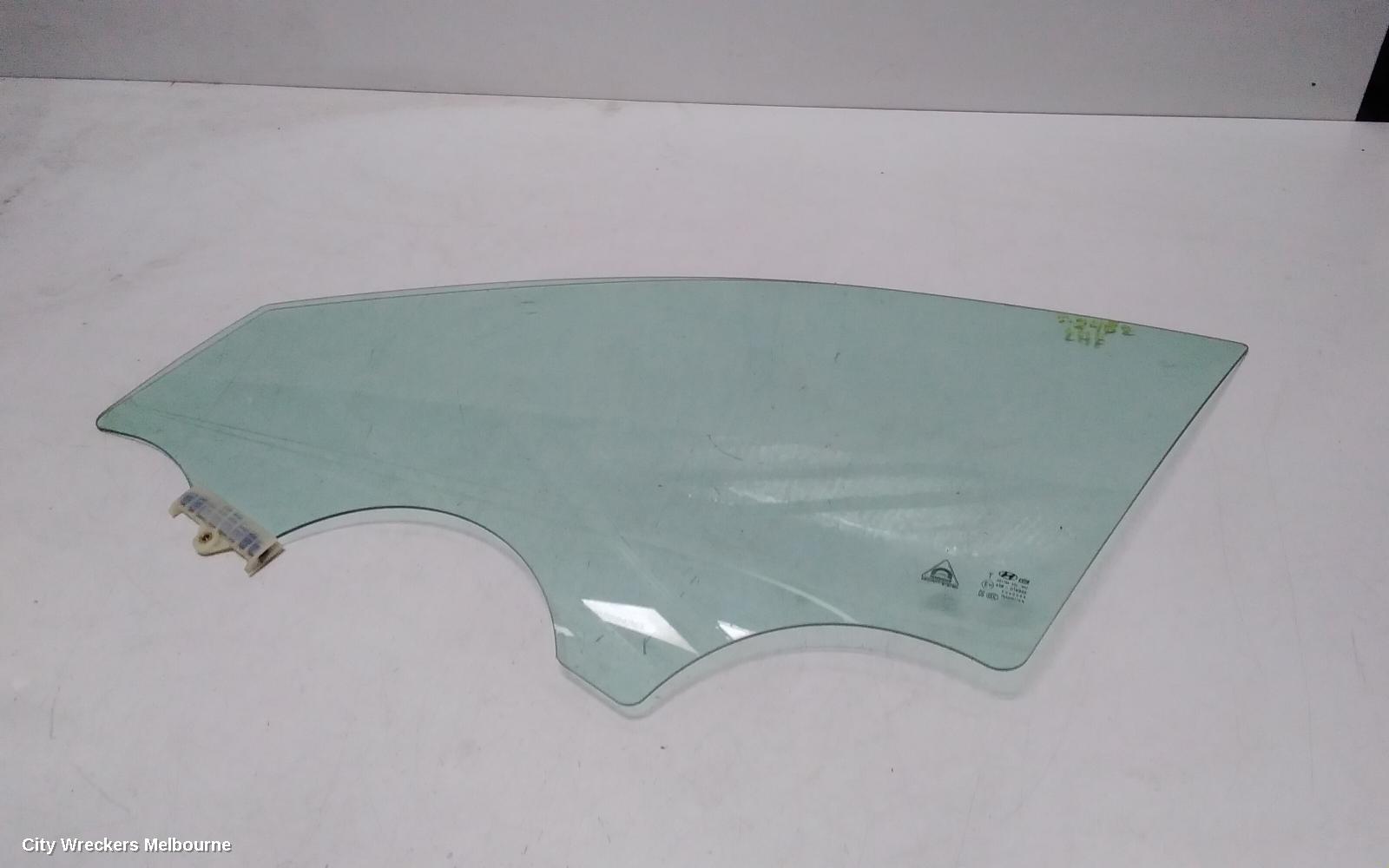 HYUNDAI I30 LEFT FRONT DOOR WINDOW, PD, HATCH, 03/2017 ONWARDS
