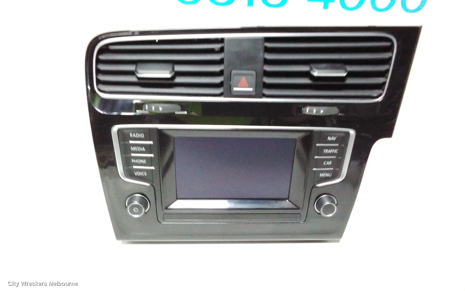 VOLKSWAGEN GOLF RADIO/CD/DVD/SAT/TV, SAT NAV TOUCHSCREEN, GEN 7, 03/2013 - 03/2017