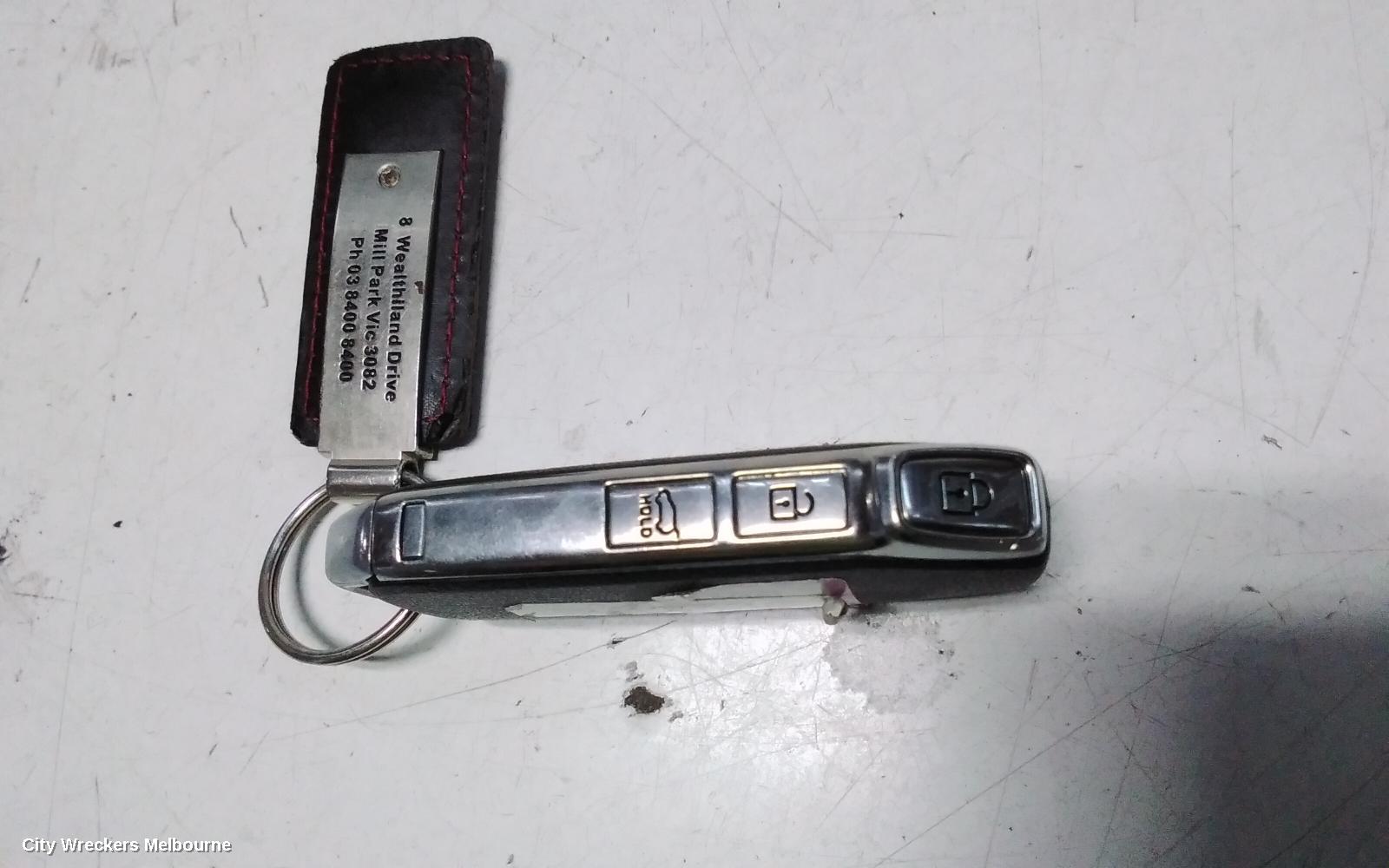 KIA SORENTO KEY FOB, UM, 03/2015 - 02/2020
