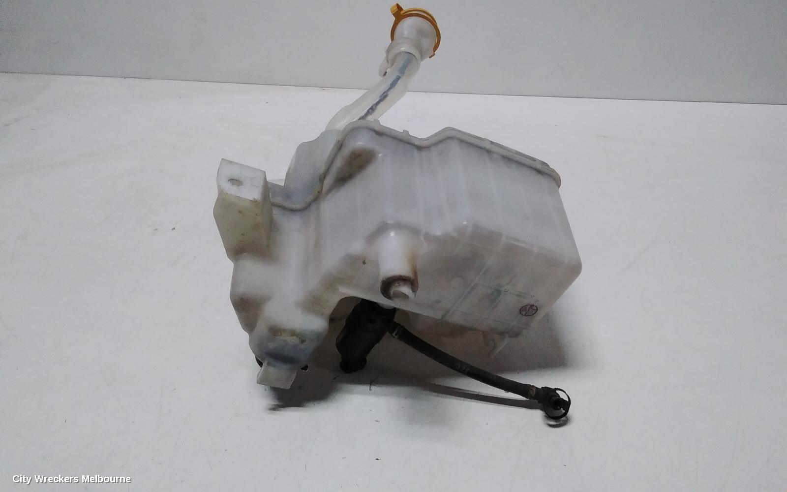 TOYOTA 86 WASHER BOTTLE, ZN6, W/ H/LAMP WASHERS TYPE, 04/2012 - 09/2021