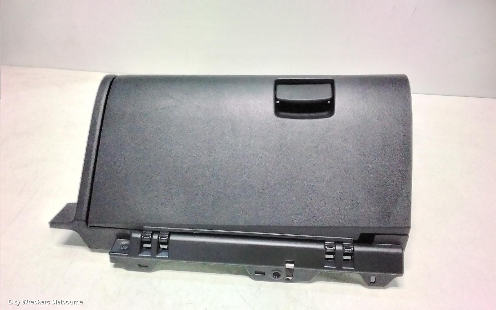 SUBARU FORESTER GLOVE BOX, SK, 08/2018 - 11/2024