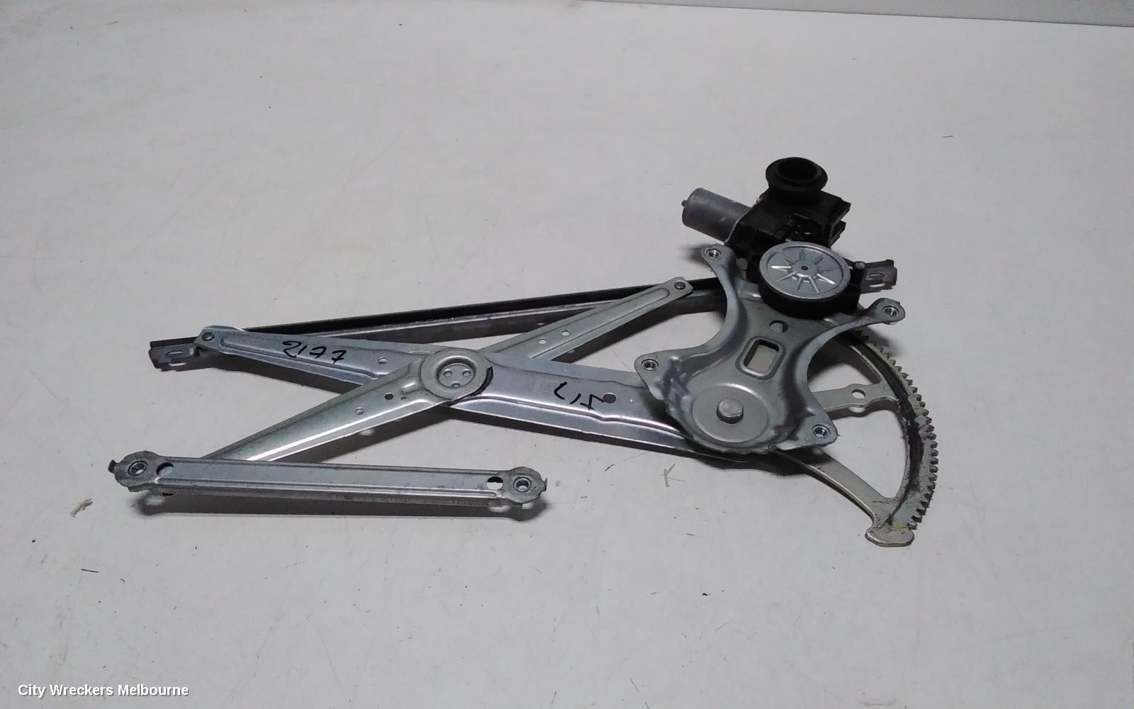TOYOTA HIACE LEFT FRONT WINDOW REG/MOTOR, DOOR REG ASSY (REG AND MOTOR), 300 SERIES, 02/2019 ONWARDS