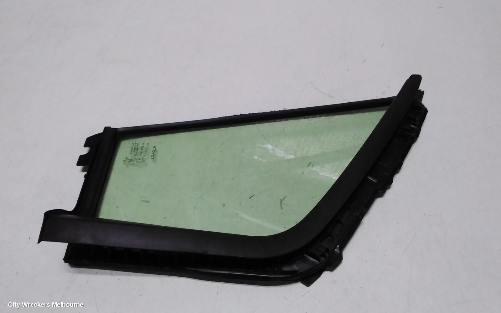 TOYOTA HIACE LEFT FRONT 1/4 DOOR GLASS, 300 SERIES, 02/2019 ONWARDS