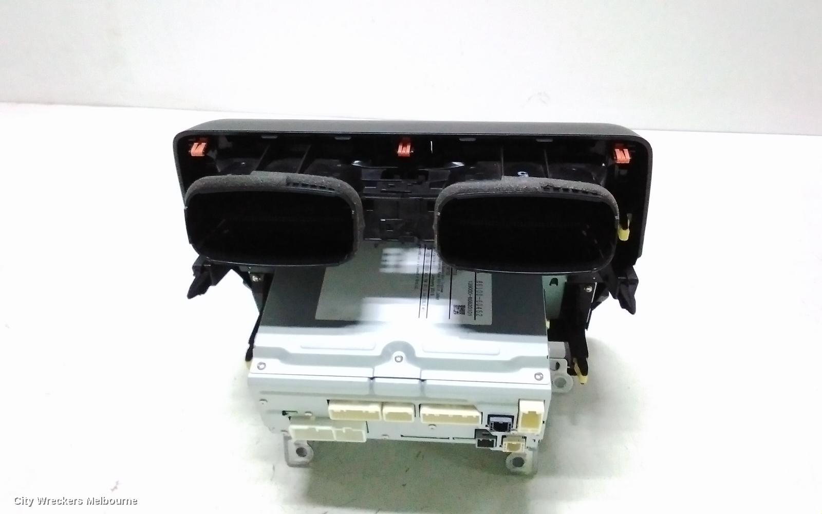 TOYOTA PRADO RADIO/CD/DVD/SAT/TV, DISPLAY/HEAD UNIT, SAT NAV TYPE, 9IN, 150 SERIES, 08/2017 ONWARDS