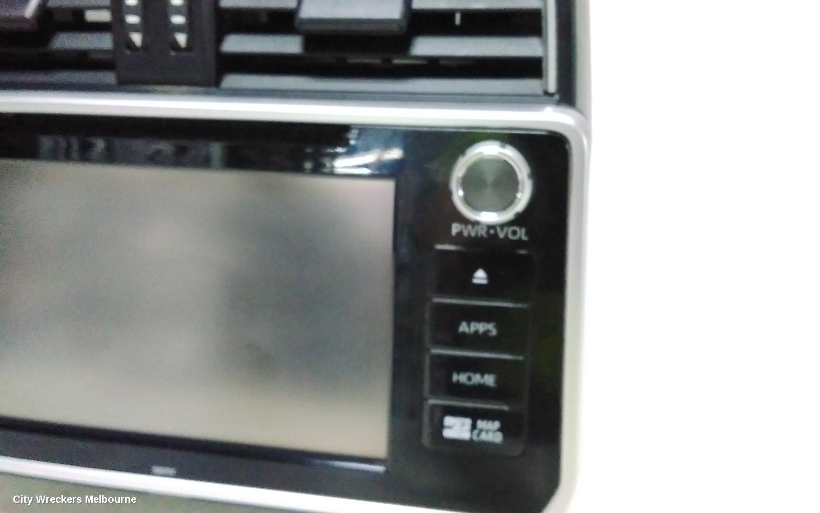 TOYOTA PRADO RADIO/CD/DVD/SAT/TV, DISPLAY/HEAD UNIT, SAT NAV TYPE, 9IN, 150 SERIES, 08/2017 ONWARDS