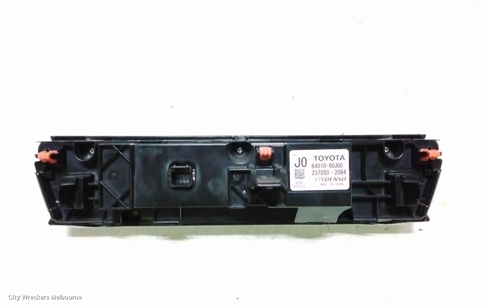 TOYOTA PRADO HEATER/AC CONTROLS, 150 SERIES, GXL/VX/KAKADU, FRONT, CLIMATE CONTROL, DUAL ZONE A/C TYPE, P/N 8401060J00, 08/2017 - 12/2023