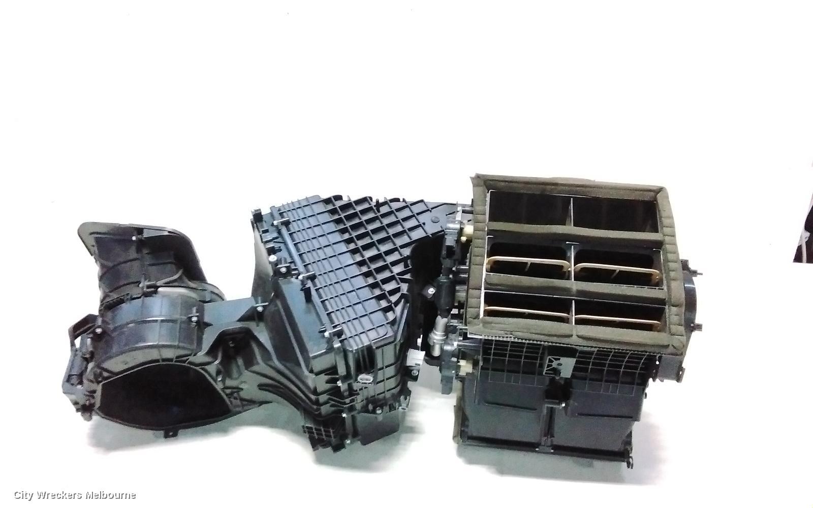 VOLKSWAGEN TRANSPORTER HEATER CORE/BOX, T6, 07/2015 - 08/2024