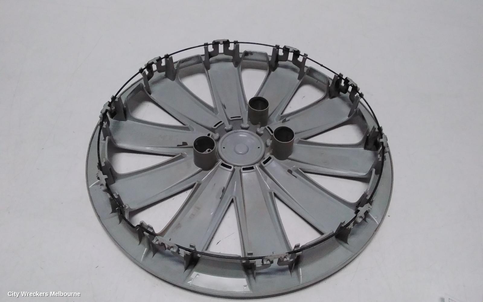 VOLKSWAGEN TRANSPORTER WHEEL COVER/HUB CAP, T6, 07/2015 - 08/2024