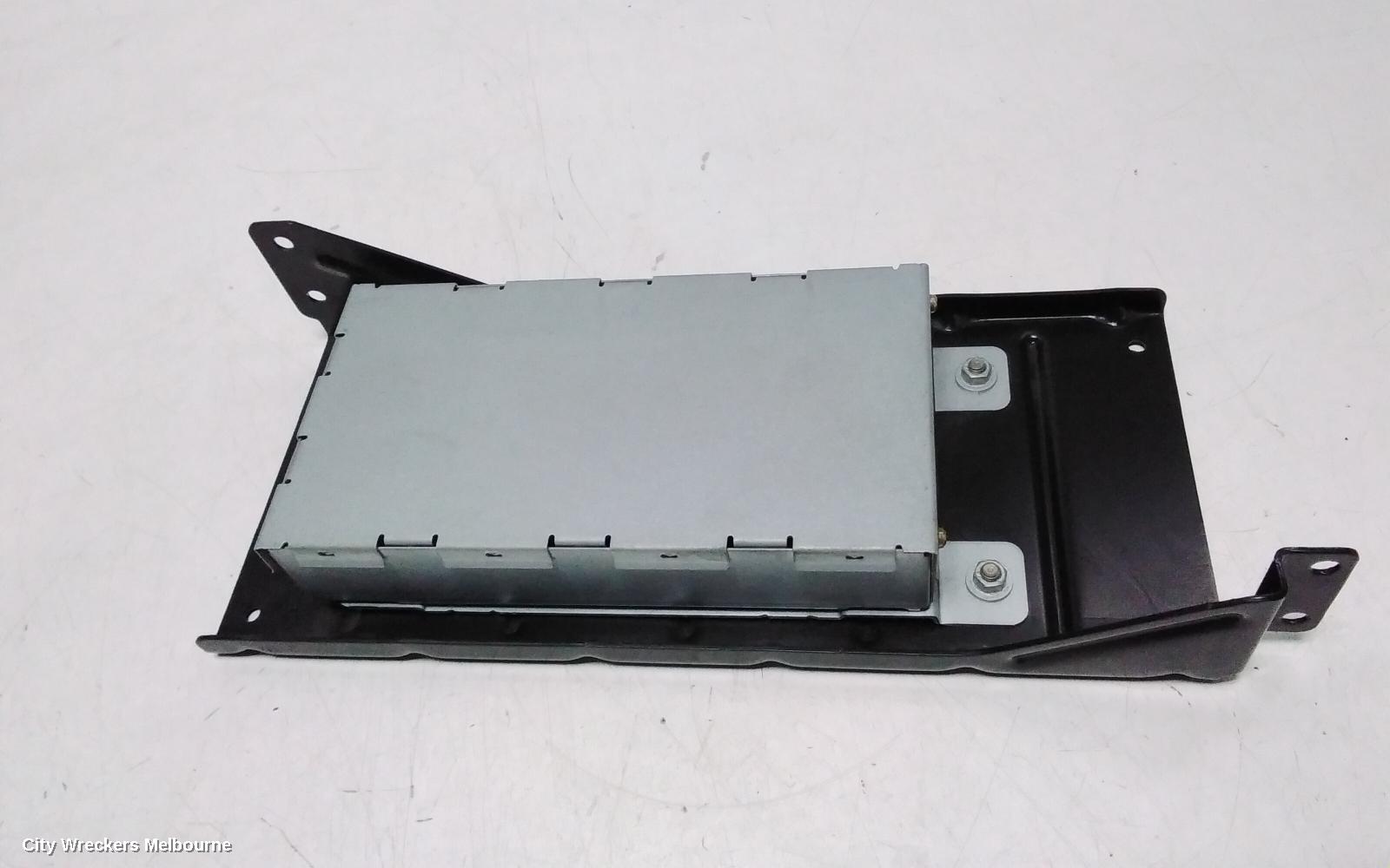 BMW 3 SERIES RADIO/CD/DVD/SAT/TV, BLUETOOTH MODULE***USE ECU PART TYPE***