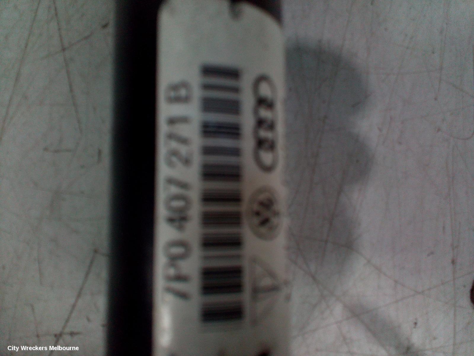 AUDI Q7 LEFT DRIVESHAFT, FRONT, 3.0/4.2, DIESEL, CJGA/CJMA/CRCA/CCFC CODE, 4L, 09/2010 - 08/2015