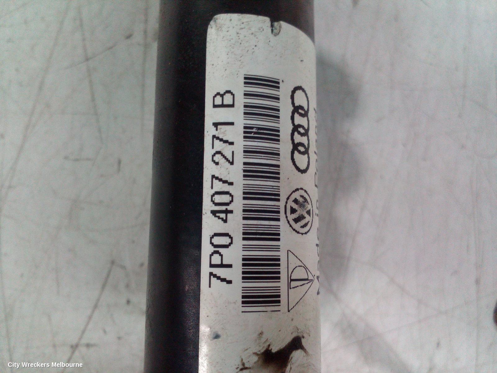 AUDI Q7 LEFT DRIVESHAFT, FRONT, 3.0/4.2, DIESEL, CJGA/CJMA/CRCA/CCFC CODE, 4L, 09/2010 - 08/2015
