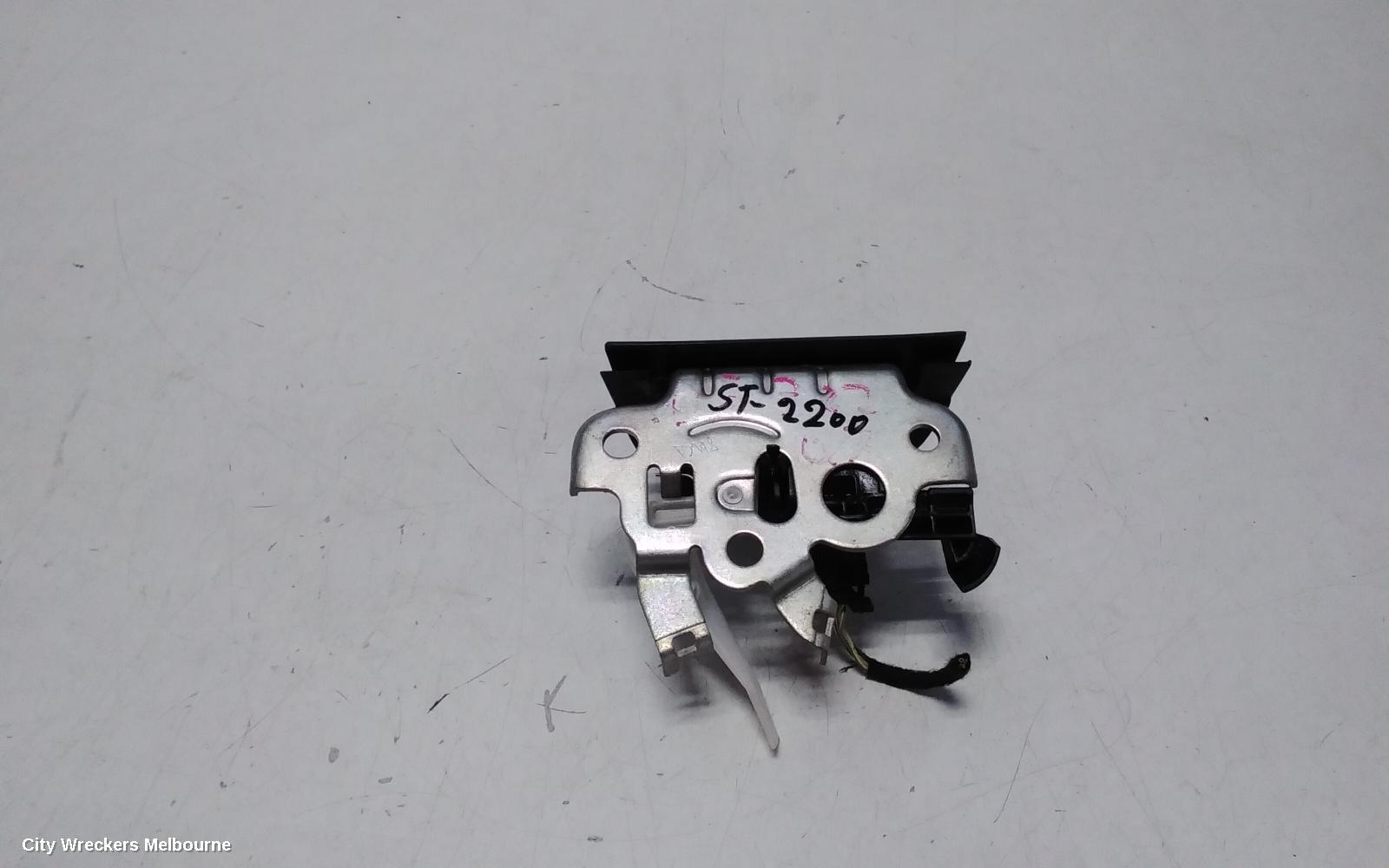 AUDI Q7 DOOR/BOOT/GATE LOCK, TAILGATE LOCK, 4L, 10/2009 - 08/2015