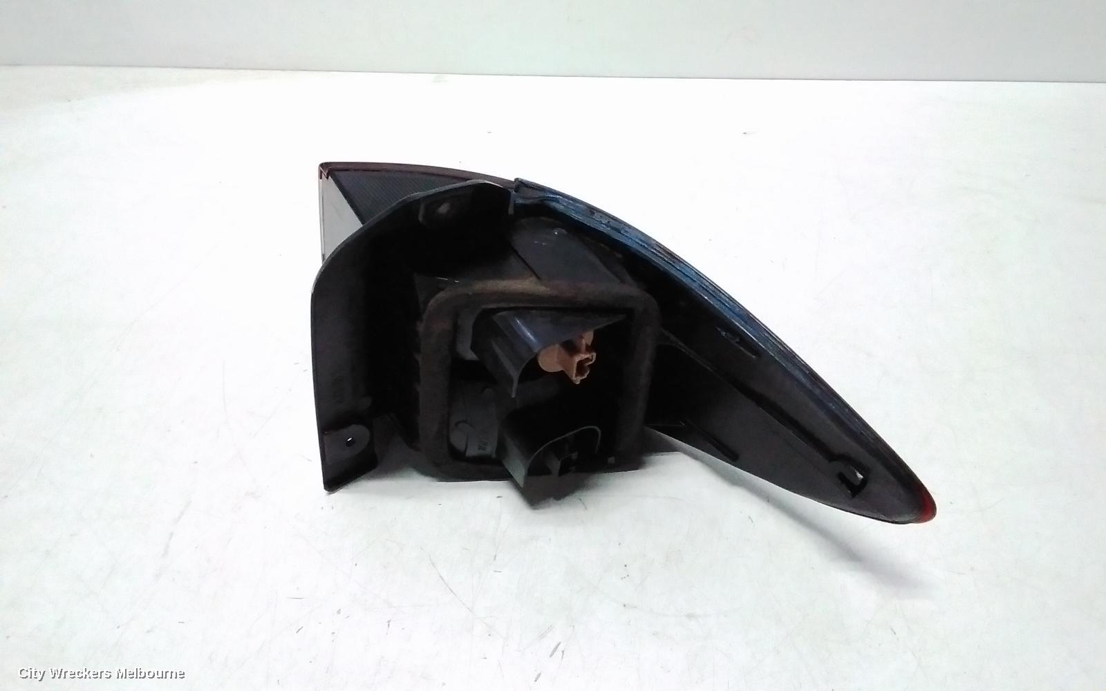 TOYOTA TARAGO LEFT TAILLIGHT, ACR30 (AUST TYPE), 06/2000 - 06/2003 8156128301