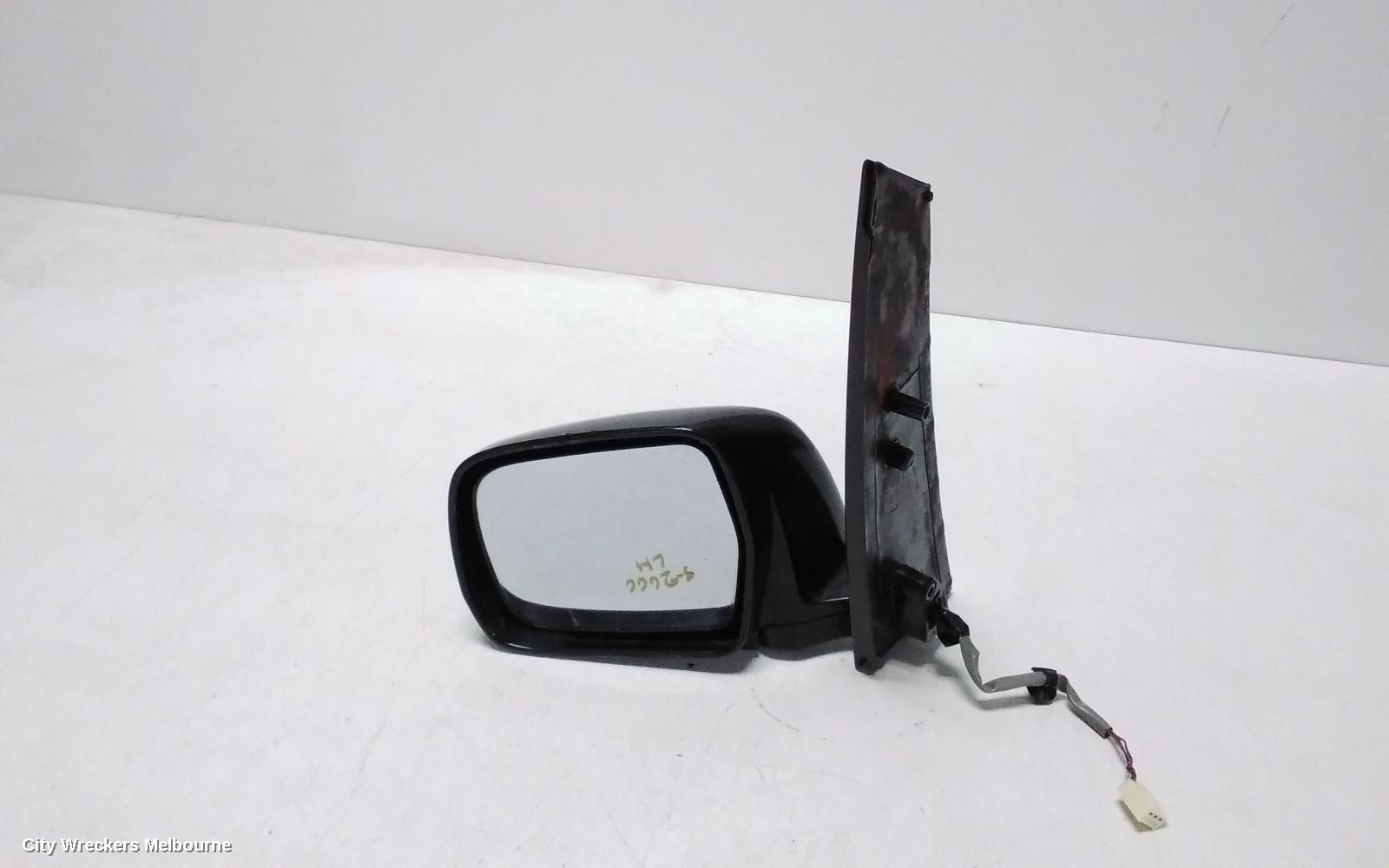TOYOTA TARAGO LEFT DOOR MIRROR, ACR30, POWER, 06/2000 - 02/2006
