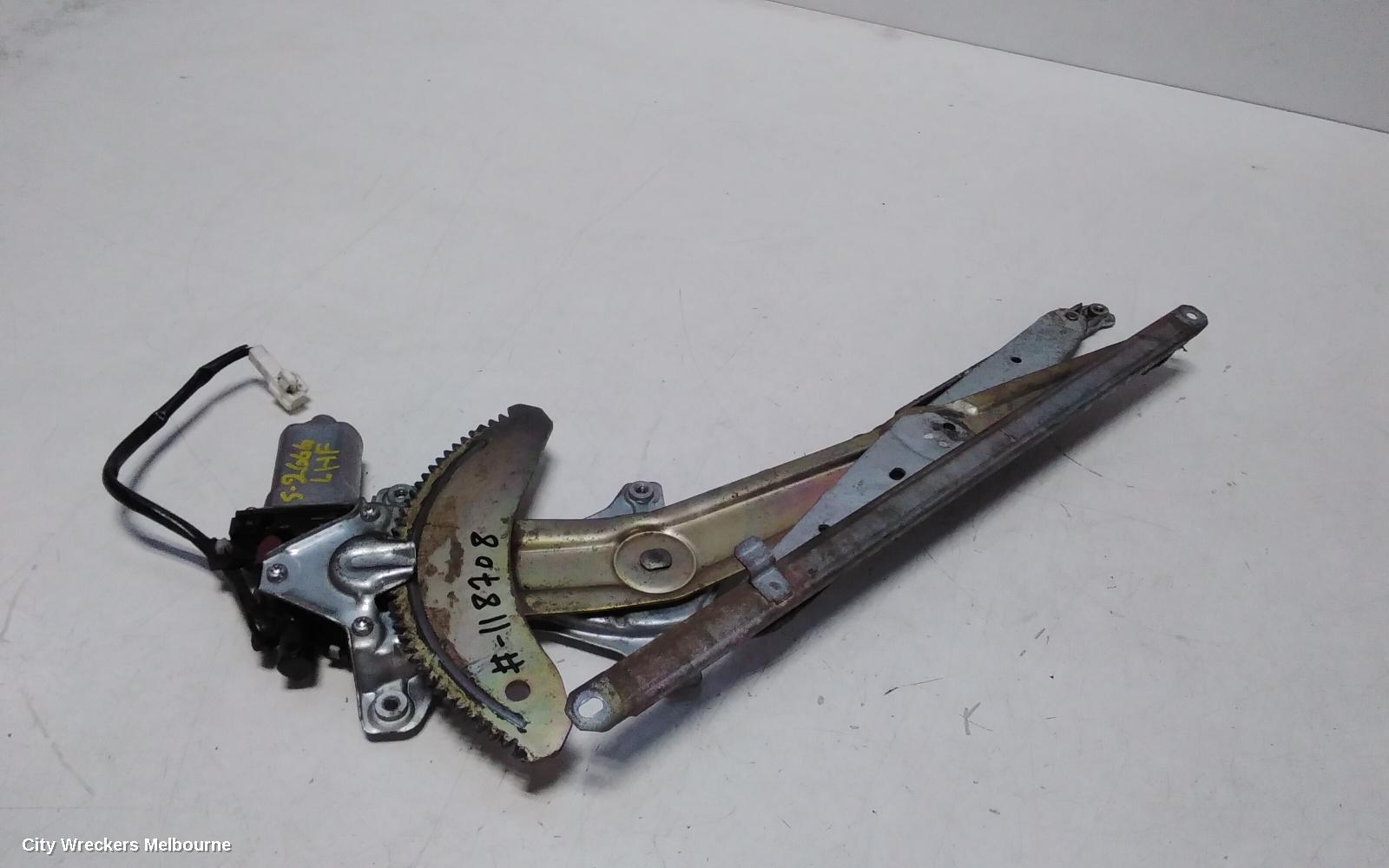 TOYOTA TARAGO LEFT FRONT WINDOW REG/MOTOR, ACR30,  POWER, 06/2000 - 02/2006
