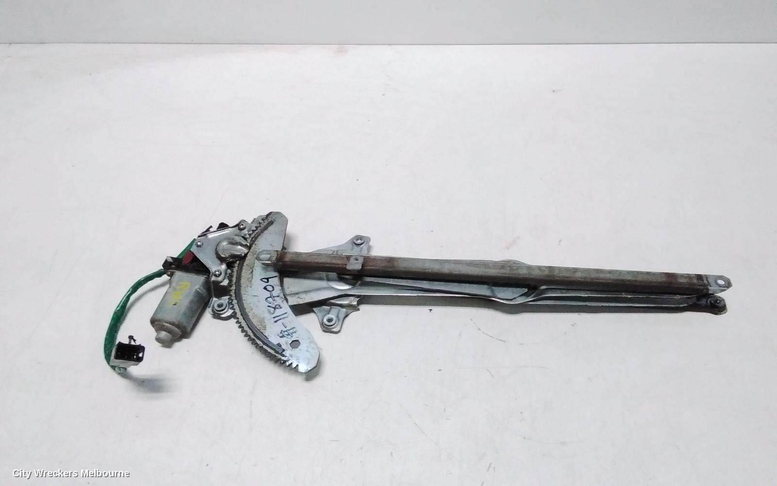 TOYOTA TARAGO RIGHT FRONT WINDOW REG/MOTOR, ACR30, POWER, 06/2000 - 02/2006