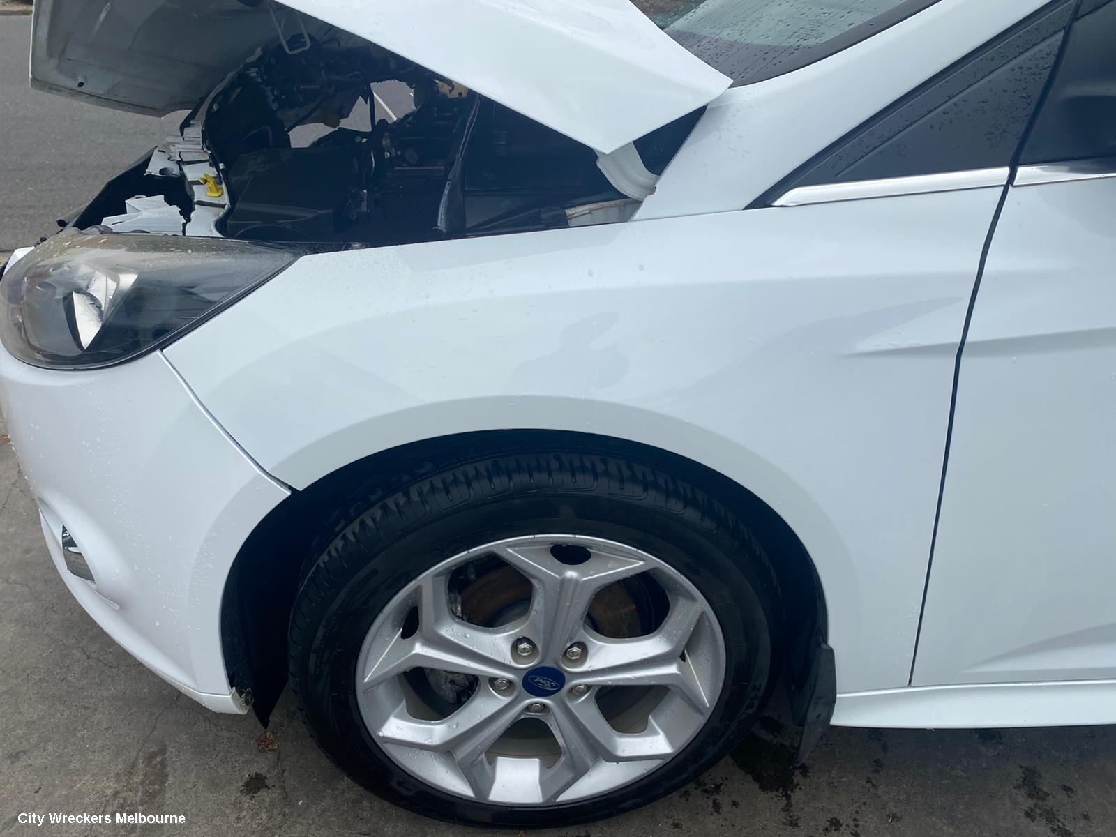 FORD FOCUS PWR DR WIND SWITCH, RH FRONT (MASTER SWITCH), LW, MANUAL FOLD, NON CHROME INSERT TYPE, 05/2011 - 08/2015