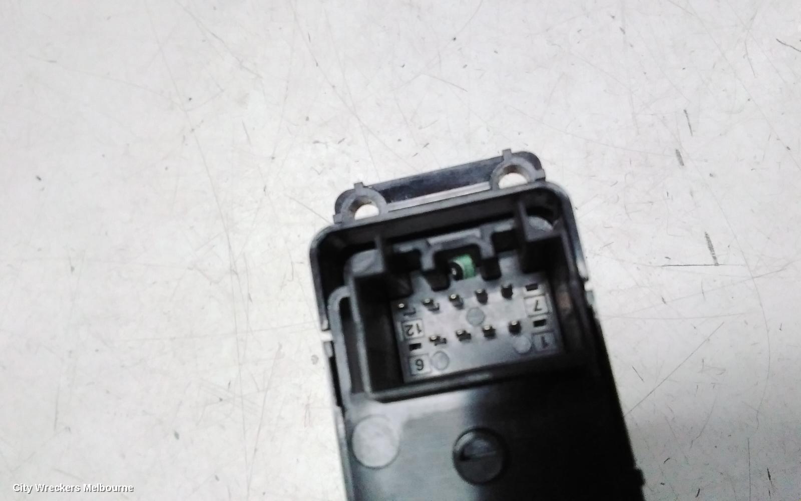 GREAT WALL CANNON UTE PWR DR WIND SWITCH, NPW, LH REAR, 09/2020 ONWARDS